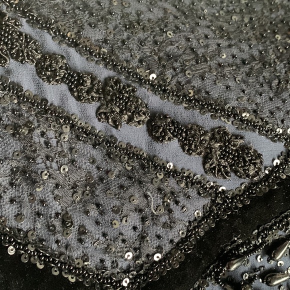 Escada 100% Silk Navy Embellished Skirt **RARE FIND** - Picture 6 of 9